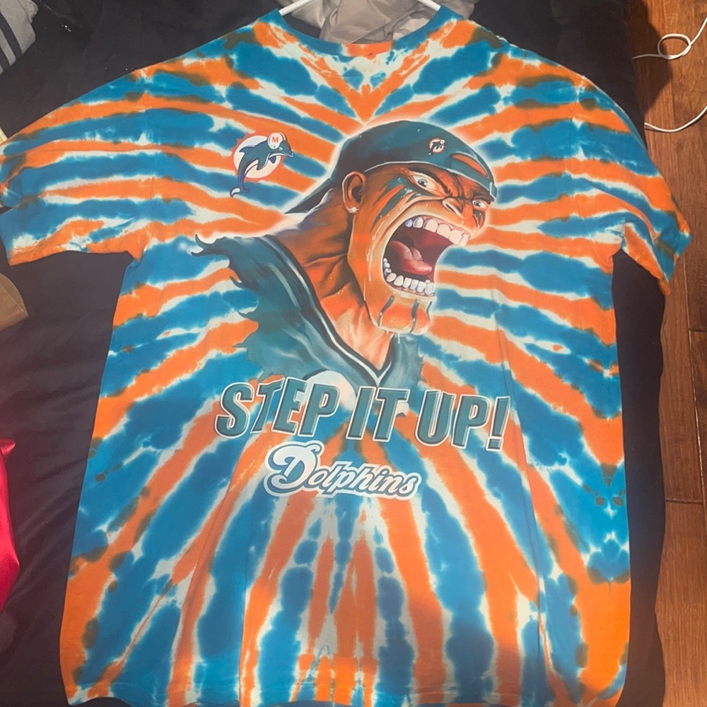 Dolphins vintage tie dye t-shirt size M